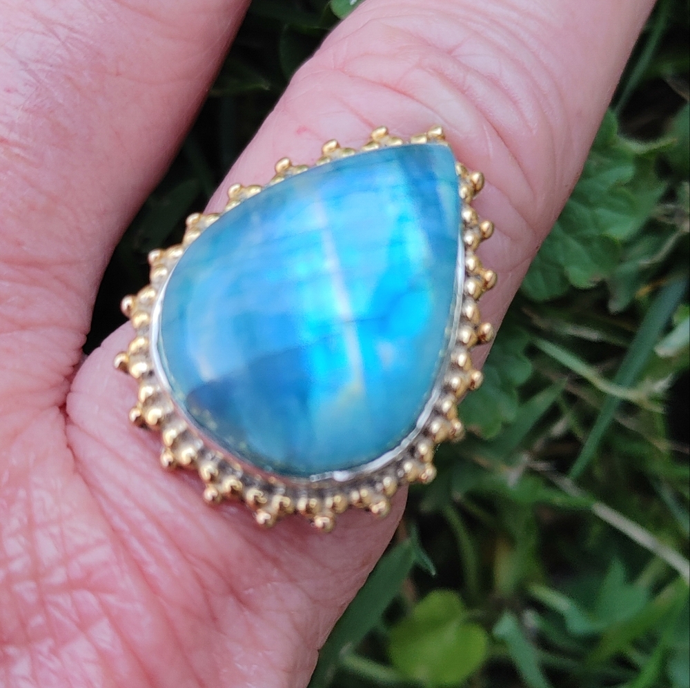 BRILLIANT Blue Moonstone Ring in 925 Sterling Silver (Size 9)